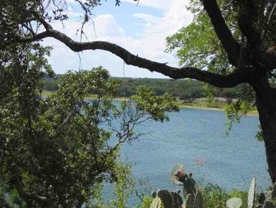 Exclusive, Unique, Relaxed...Fantastic Waterfront Lot in - photo 3