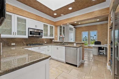 First time on the market in 32 years. The premiere, end unit - photo 14