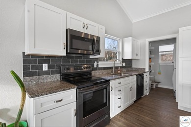 This 3-bedroom, 2.5-bath lakefront home offers over 2,000 square - photo 15