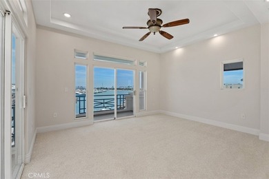 First time on the market in 32 years. The premiere, end unit - photo 17