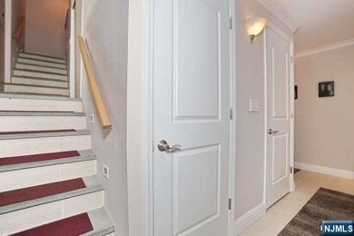 Perched atop the majestic Palisades, this beautifully updated - photo 18