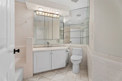 First time on the market in 32 years. The premiere, end unit - photo 26