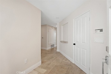 First time on the market in 32 years. The premiere, end unit - photo 27