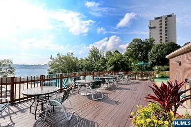 Perched atop the majestic Palisades, this beautifully updated - photo 32