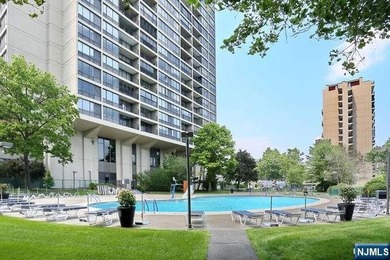 Perched atop the majestic Palisades, this beautifully updated - photo 36