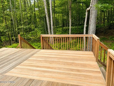 Welcome home to this beautifully custom-built 3-bedroom, 2 - photo 11