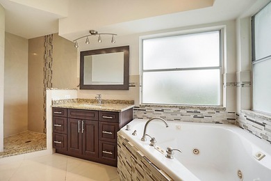 A Wonderful model home in the quaint neighborhood of North - photo 24