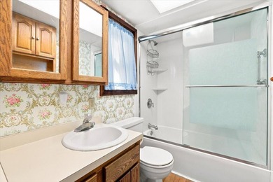 Escape to the peace and privacy of country living with this - photo 33
