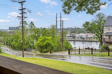 Welcome to your very own lake view retreat, where every day - photo 4