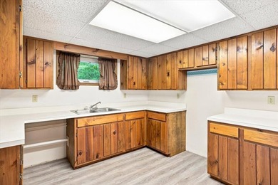 Escape to the peace and privacy of country living with this - photo 45