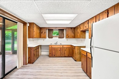 Escape to the peace and privacy of country living with this - photo 46