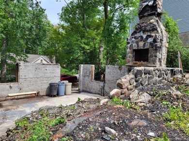 Imagine having a new home with breathtaking views!!! This is it! - photo 4