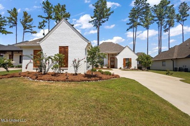 Ross Barnett Reservoir Home For Sale in Brandon Mississippi