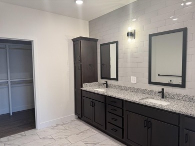 New homes for sale in the exclusive Villas at Anthony Park 55+