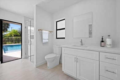 Discover unparalleled luxury in the highly sought-after Hidden - photo 24
