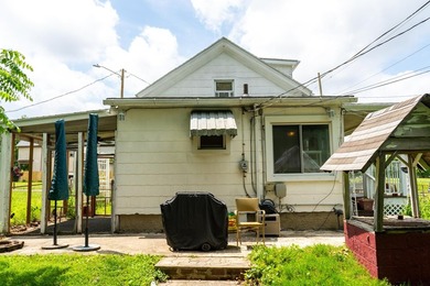 Welcome to this charming and well-maintained home offering a - photo 33