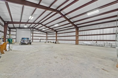 Versatile Flex Space with Office, Warehouse & Yard - B-2 Zoned | - photo 4