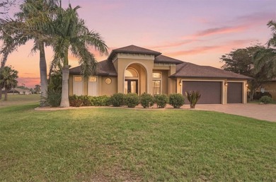 (private lake, pond, coastal) Home For Sale in Punta Gorda Florida