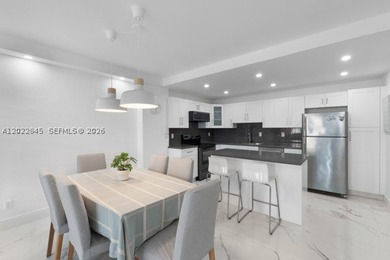 Unique and beautifully remodeled apartment in desirable Sunny - photo 6