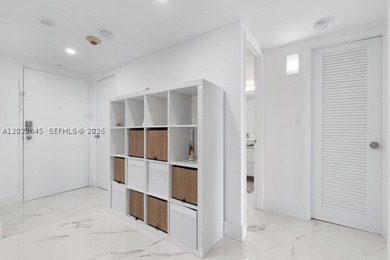 Unique and beautifully remodeled apartment in desirable Sunny - photo 8