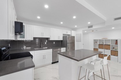 Unique and beautifully remodeled apartment in desirable Sunny - photo 9