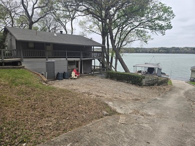 Prime lakefront investment opportunity on Moss Lake! This - photo 11