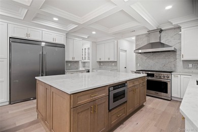 Welcome to this magnificent brick-faced Post Modern masterpiece - photo 20