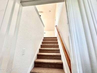 **Country Living with Modern Comfort: Spacious 3-Bedroom Ranch - photo 22