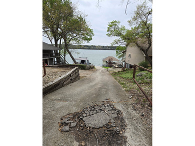 Prime lakefront investment opportunity on Moss Lake! This - photo 22