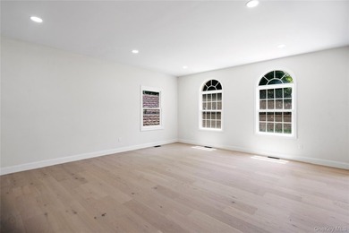 Welcome to this magnificent brick-faced Post Modern masterpiece - photo 28