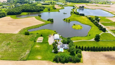 A truly one of kind property located on 14.5 ACRES with 1800 ft - photo 4