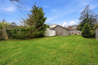 Prime location South of Montauk Highway! This spacious 4-bedroom - photo 36