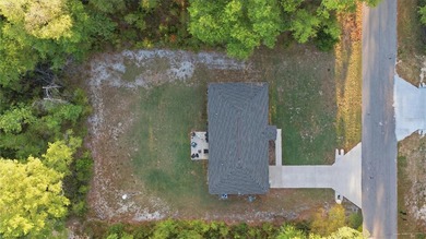 MOVE-IN READY CBS HOME IN WILLISTON HIGHLANDS - MODERN FINISHES - photo 8