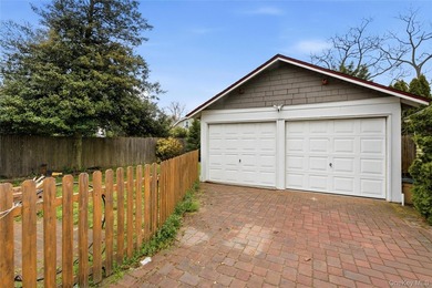 Prime location South of Montauk Highway! This spacious 4-bedroom - photo 40