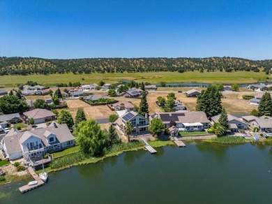 Where luxury meets the shoreline. This stunning custom-built - photo 48