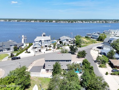 Welcome to this stunning 6-bedroom, 3-bath home in the highly - photo 49