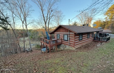 Lake Home For Sale in Sevierville, Tennessee