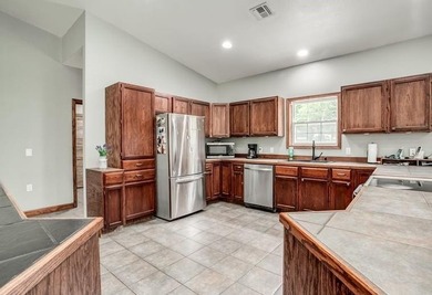 SECLUDED 16 AC RETREAT NEAR POMONA LAKE! Escape to the peace and - photo 4