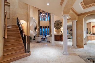 Expansive, gated, waterfront family estate meets effortless - photo 11