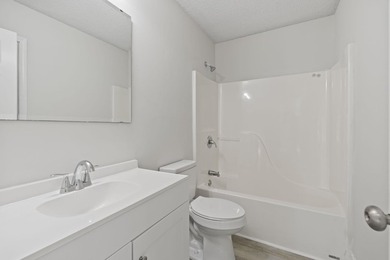 Welcome to this stunning newly renovated home located at 957 - photo 16