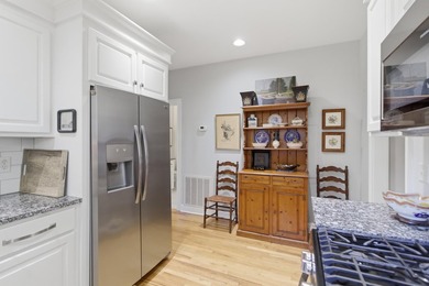 Nestled under mature oak trees and surrounded by gardens, you'll - photo 20