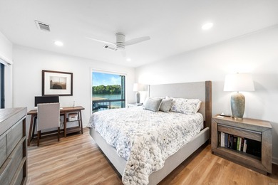 Discover the perfect blend of modern luxury and relaxed lakeside - photo 22