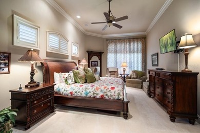 Expansive, gated, waterfront family estate meets effortless - photo 27