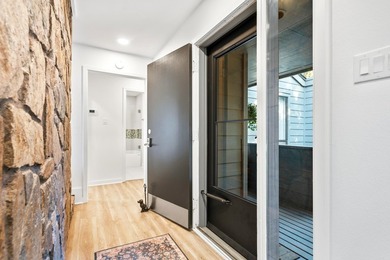 Discover the perfect blend of modern luxury and relaxed lakeside - photo 30