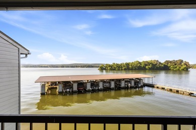 Discover the perfect blend of modern luxury and relaxed lakeside - photo 35