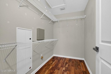 Welcome home to this beautifully maintained end-unit condo in - photo 44