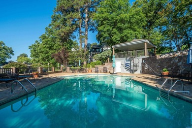 Discover the perfect blend of modern luxury and relaxed lakeside - photo 47