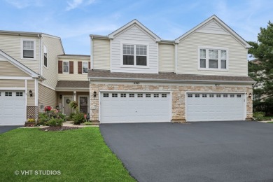 Lake Townhome/Townhouse Sale Pending in Carpentersville, Illinois