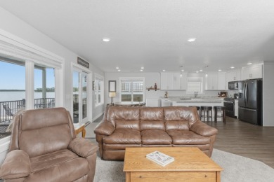 Stunning home on Enemy Swim Lake! - photo 16