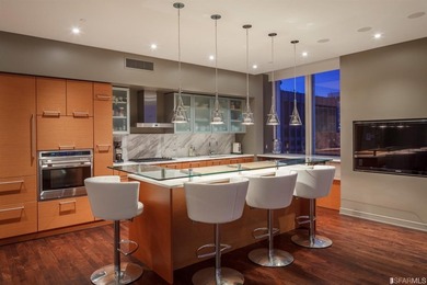 A rare turn-key offering of a fully furnished luxury residence - photo 4